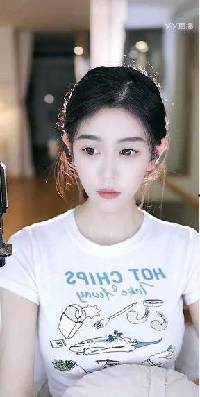 娱乐吃瓜主播女,揭秘娱乐吃瓜主播女生的魅力与影响力